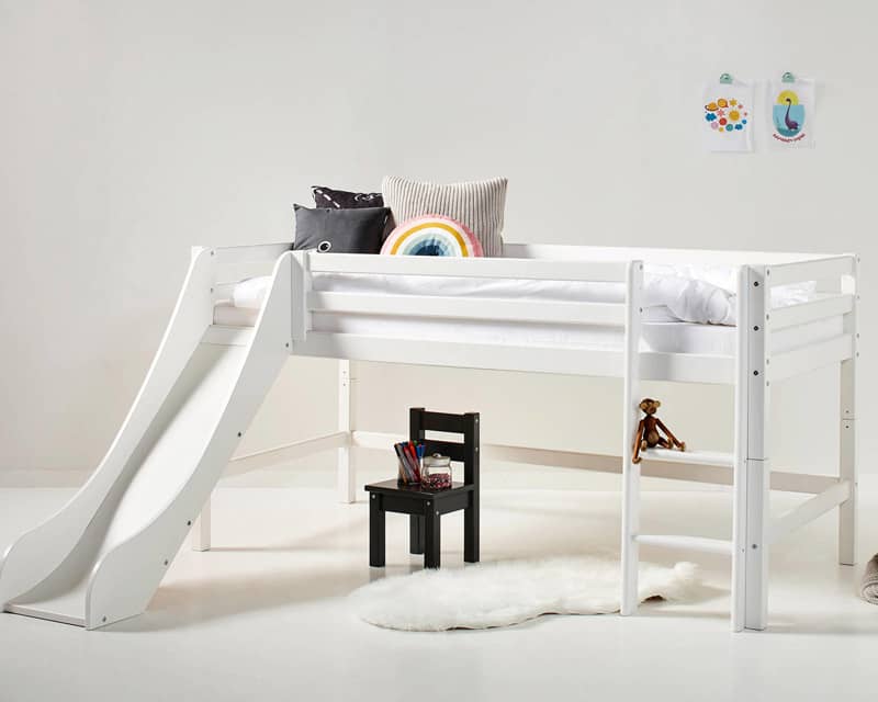 Bed met glijbaan peuters