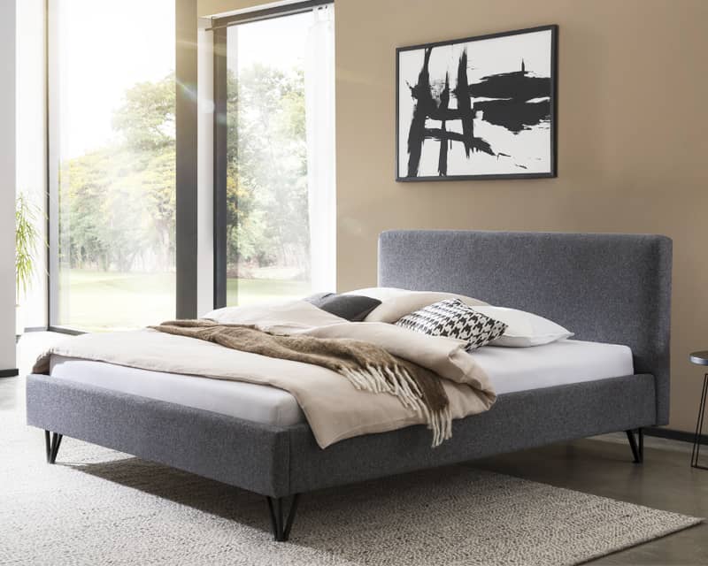 Gestoffeerd bed 180x220