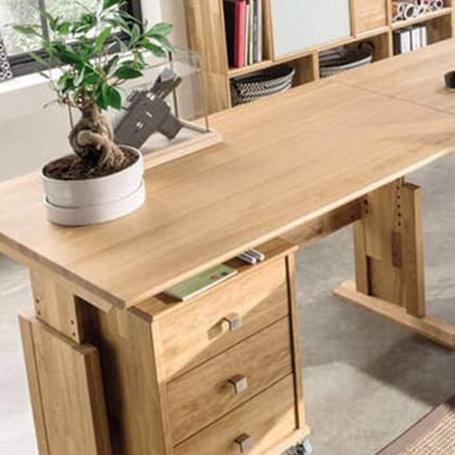 Eiken houten bureau