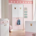 Babykamer roze kast